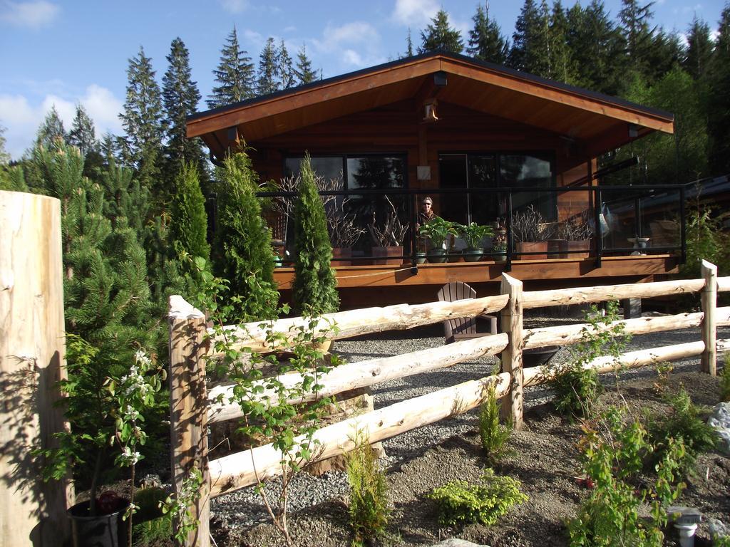 Wild Coast Chalets Port Renfrew Exteriör bild
