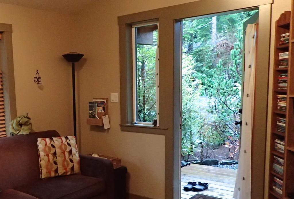 Wild Coast Chalets Port Renfrew Rum bild
