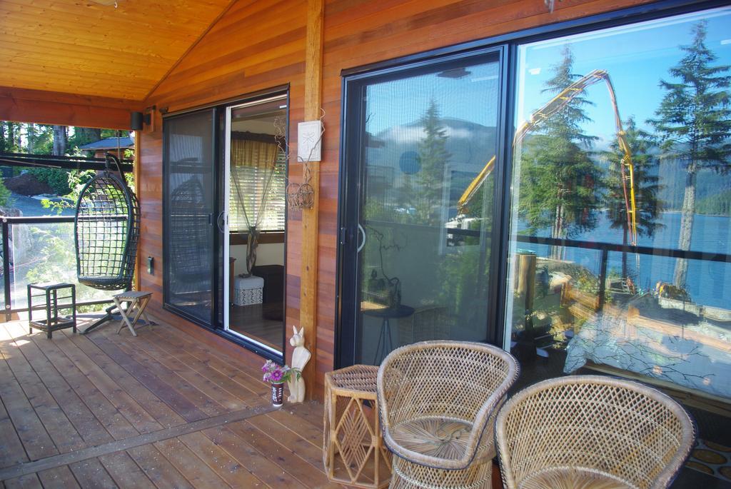 Wild Coast Chalets Port Renfrew Rum bild